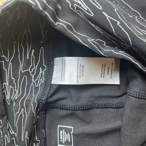 New Balance Girls Printed Performance High Rise Leggings Large 14/16 Black PinK - Picture 16 of 16